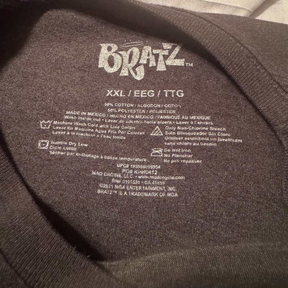 Bratz XXL Super Soft Tee EUC - Picture 4 of 4